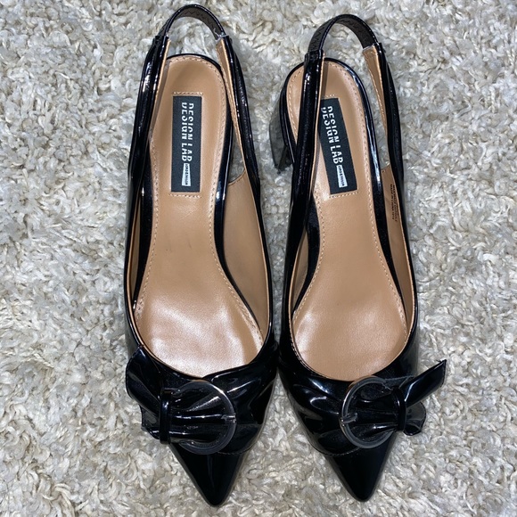 Black Patent Leather Pointed Hoe Kitten Block Heel - Picture 2 of 5